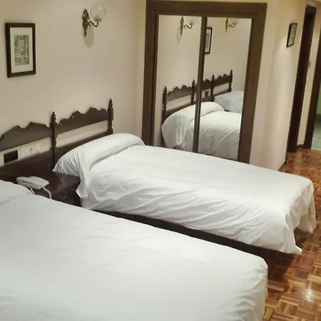 Castellano Centro 2*