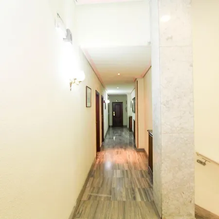 Hotel Castellano Centro 2*