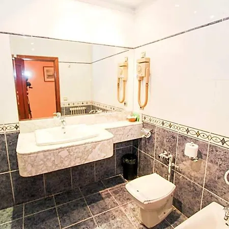 Castellano Centro Hotel 2*