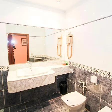 Castellano Centro 2*