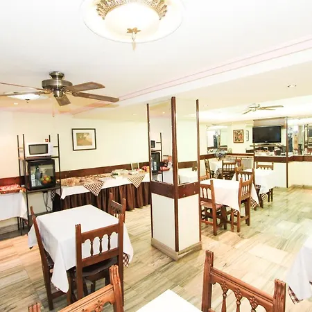 Hotel Castellano Centro