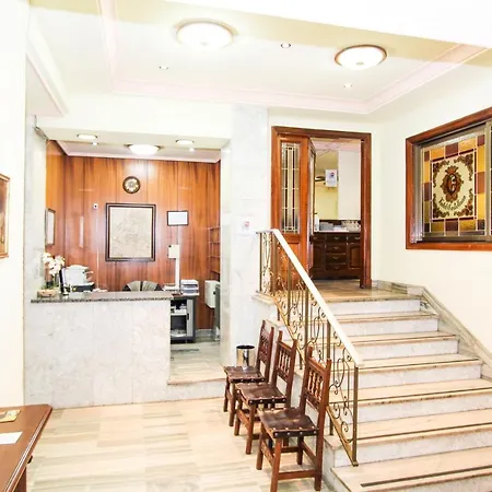 Castellano Centro 2*