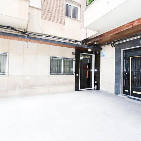 Castellano Centro 2*