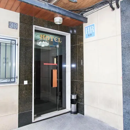 Castellano Centro فندق