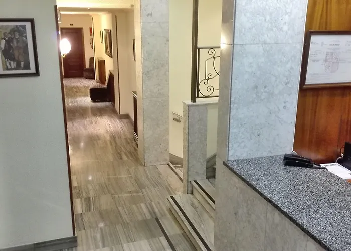 Castellano Centro Отель Саламанка