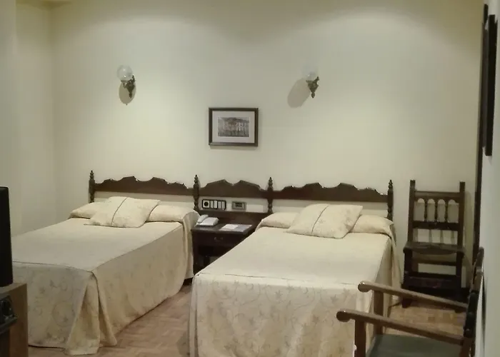 Castellano Centro 2*