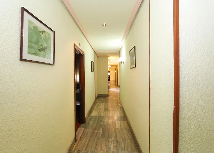 Hotel Castellano Centro 2*