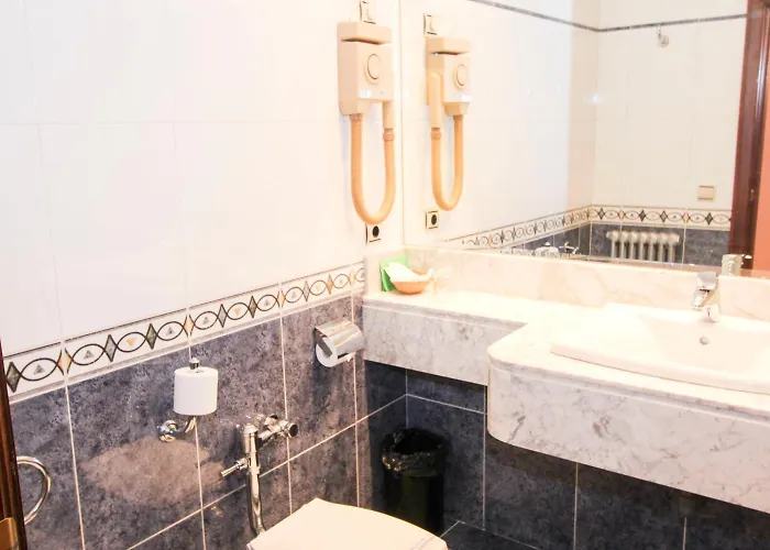 Hotel Castellano Centro