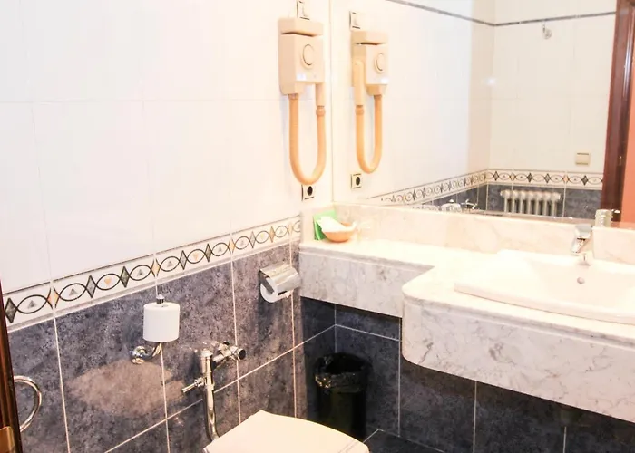 Hotel Castellano Centro 2*