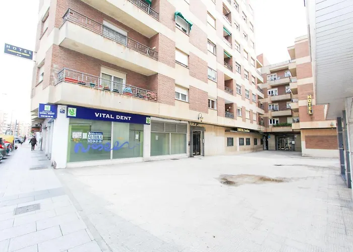 Castellano Centro 2*